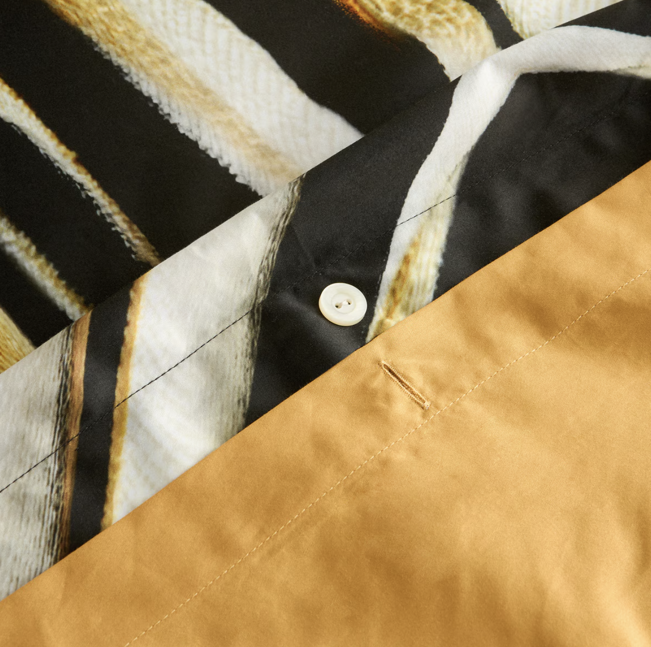 Постельное белье двуспальное Roberto Cavalli Ray Of Gold col.001