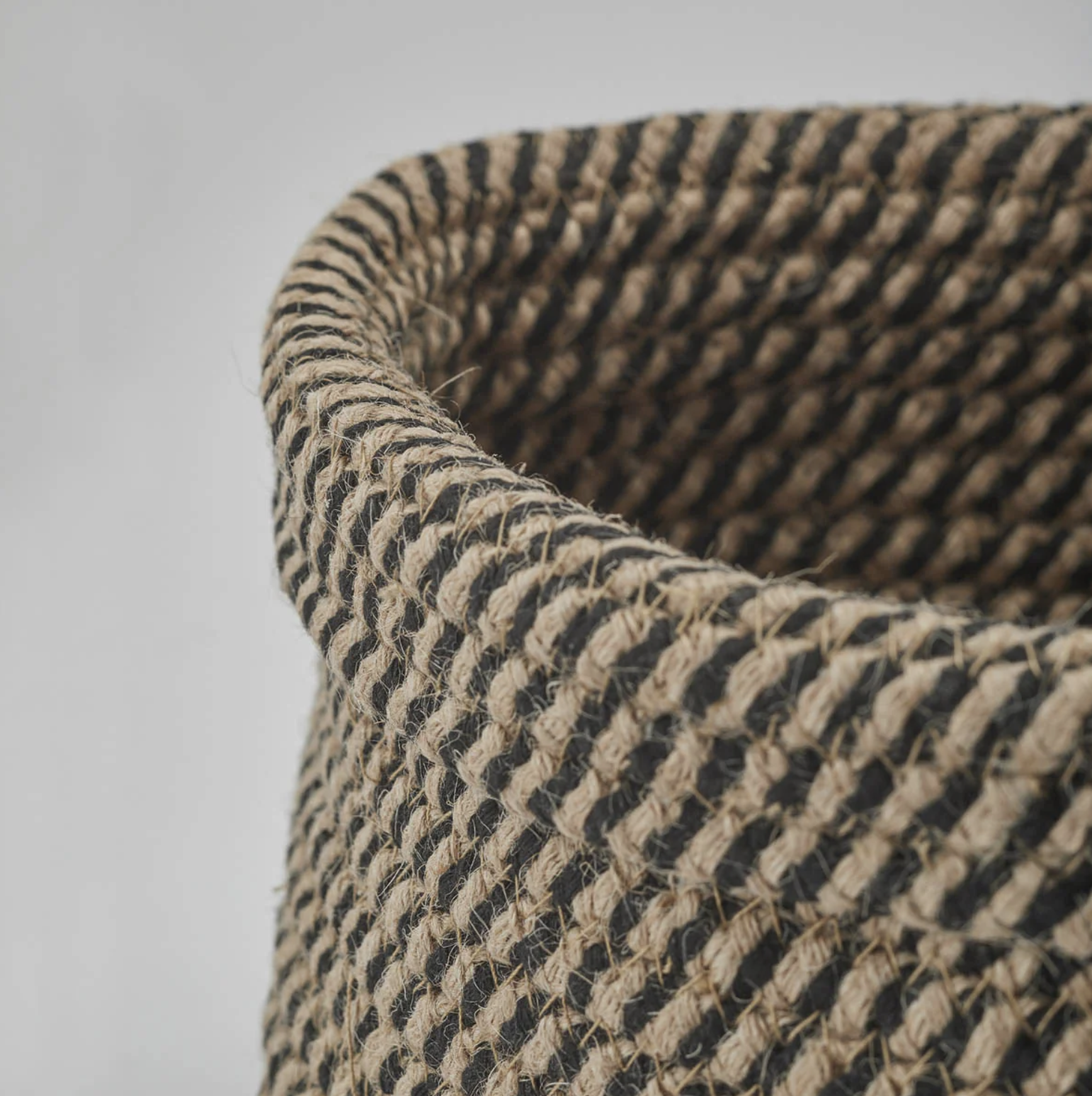 Бокс AQUANOVA RENA 24x18x16 cm, бежевый