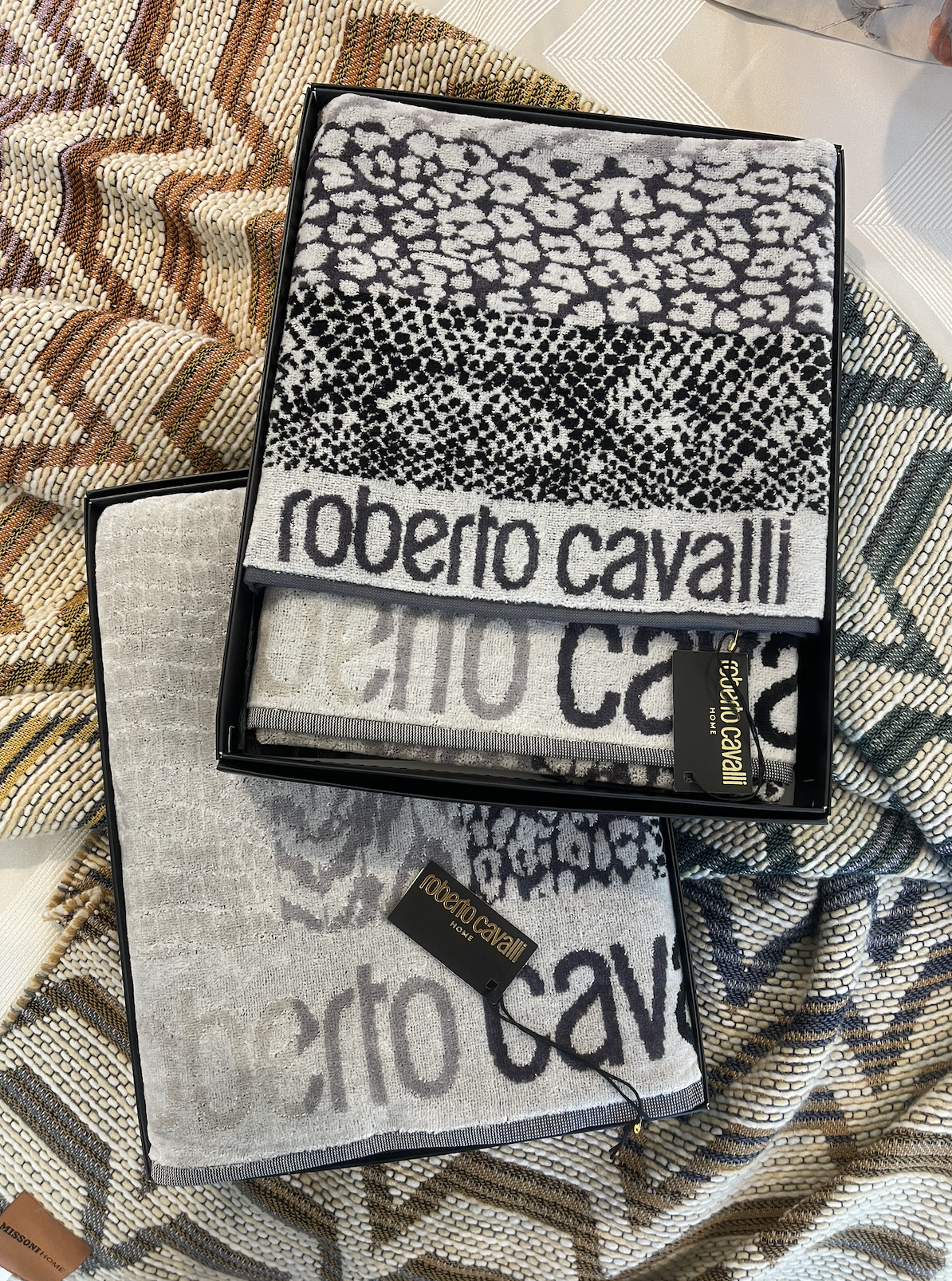 Большое банное полотенце Roberto Cavalli Skin 95*180см, серое (col.002)