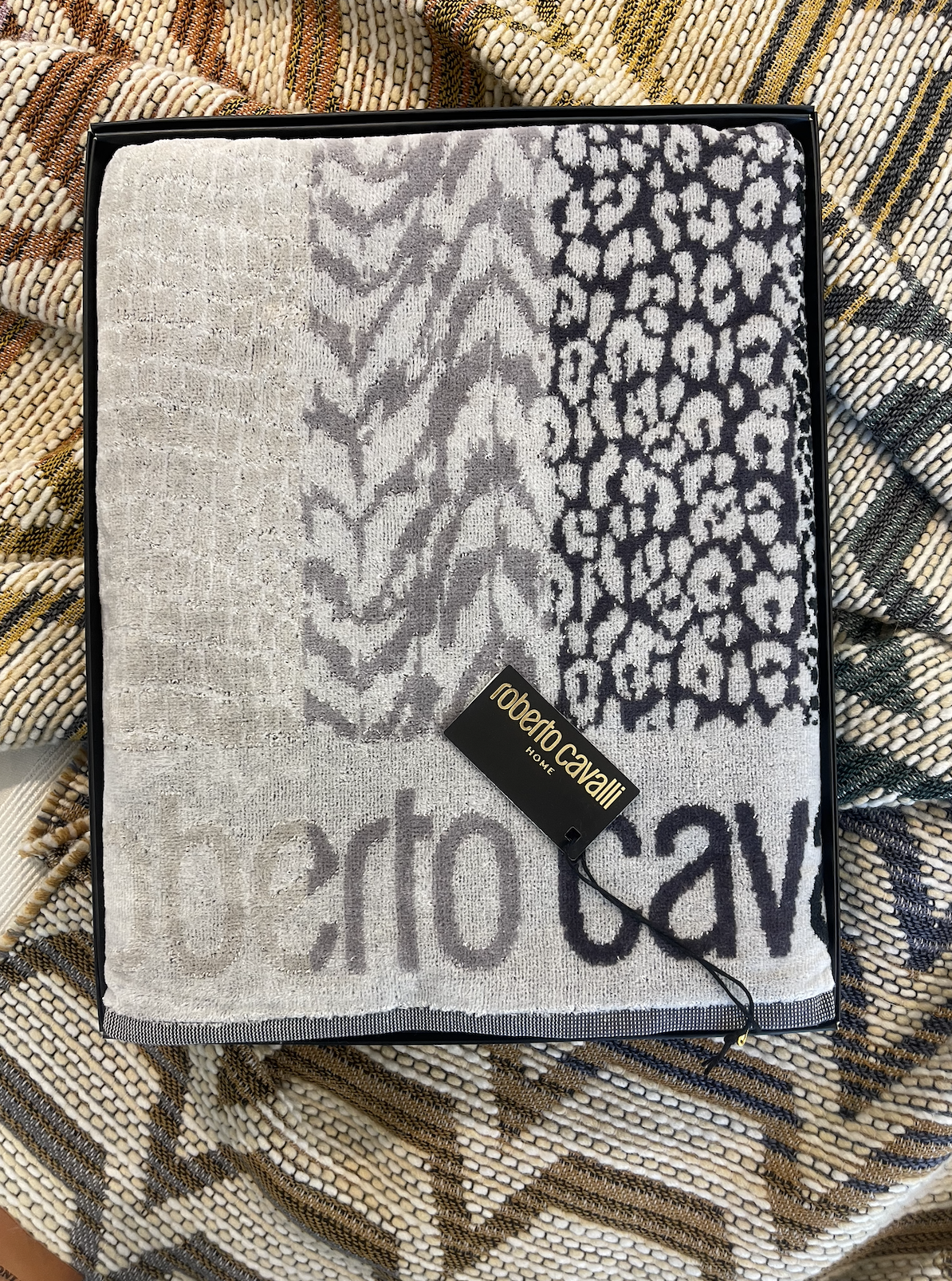 Большое банное полотенце Roberto Cavalli Skin 95*180см, серое (col.002)
