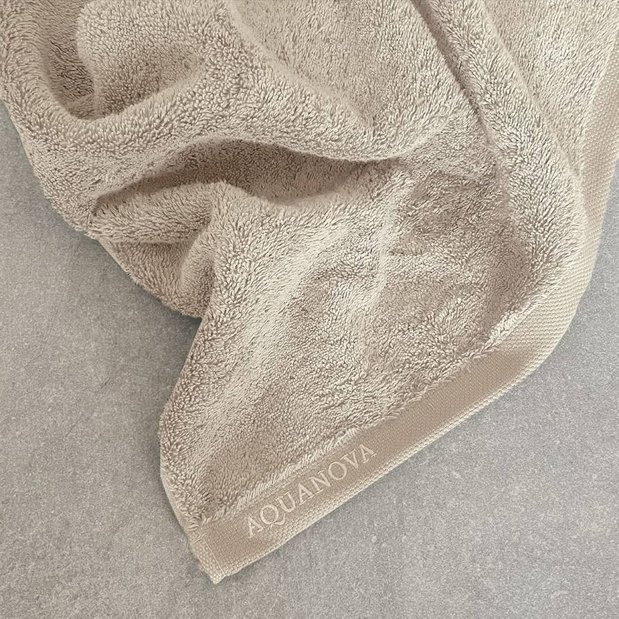 Полотенце AQUANOVA London бежевое (linen), 70x130 cm