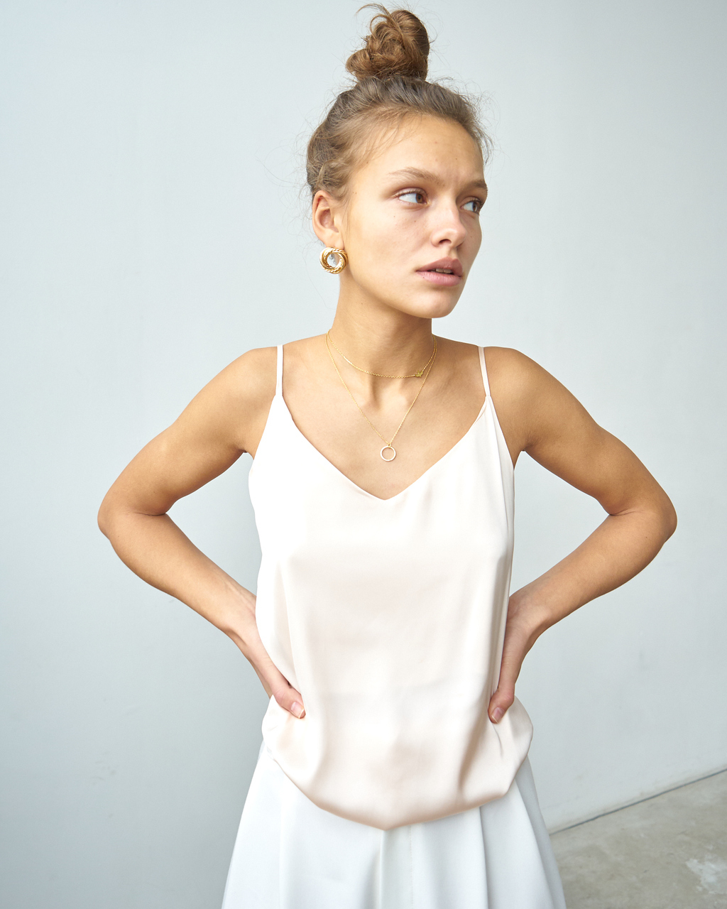 Топ из искусственного шелка нежно-розового цвета