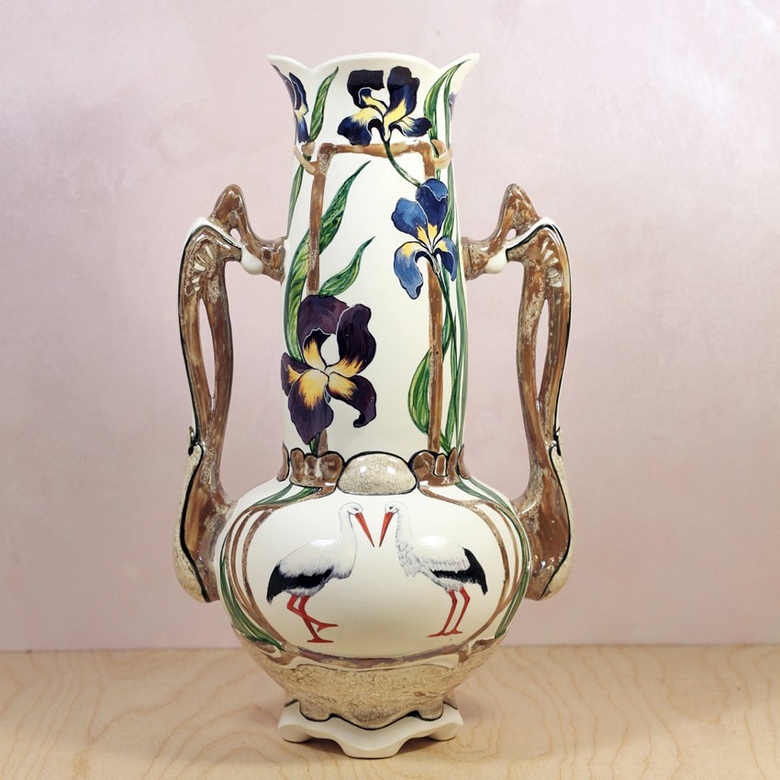 Porcelain vase in the "Art Nouveau" style