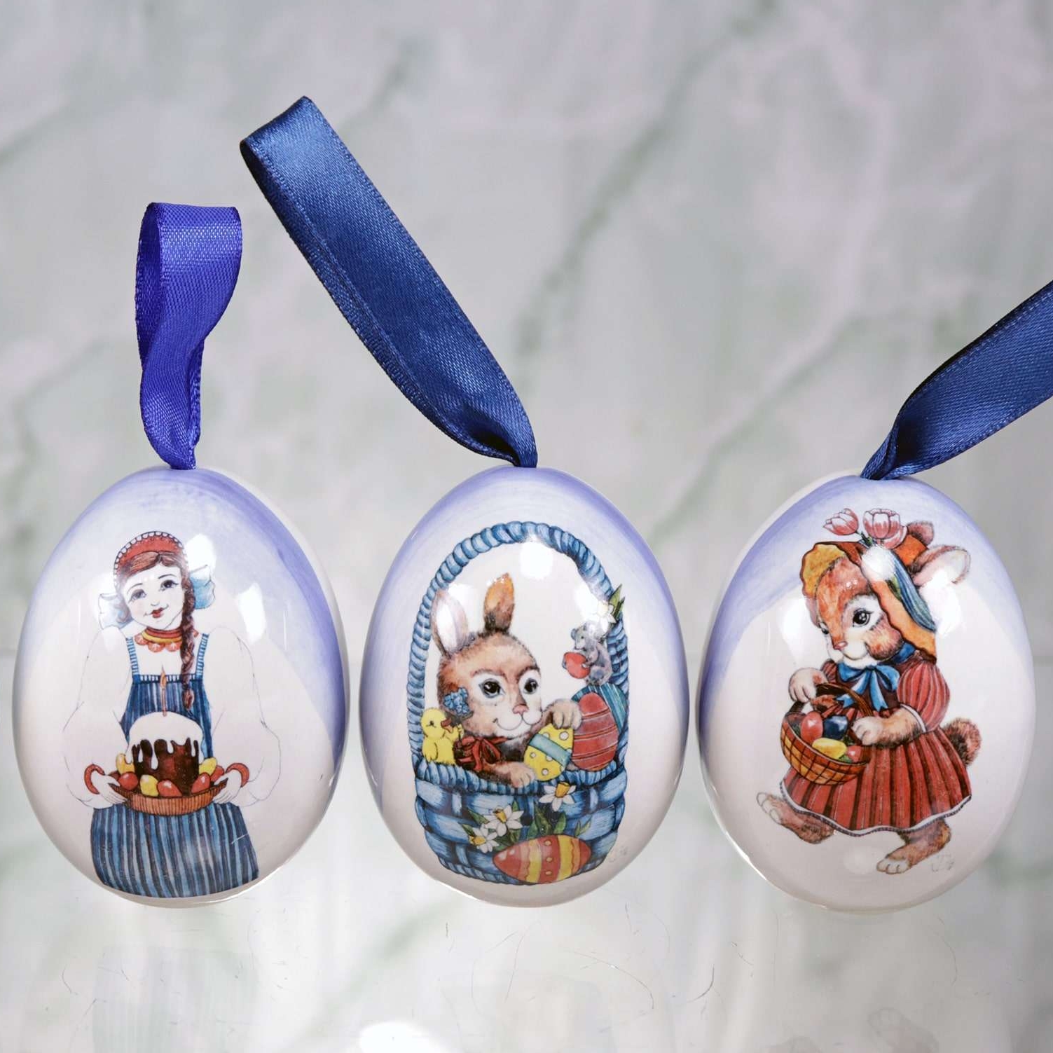Small porcelain Easter egg