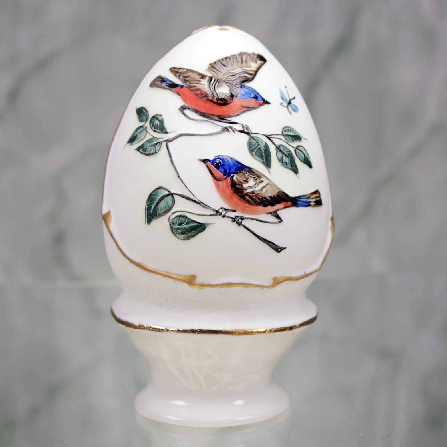 Porcelain Easter egg "Birds"