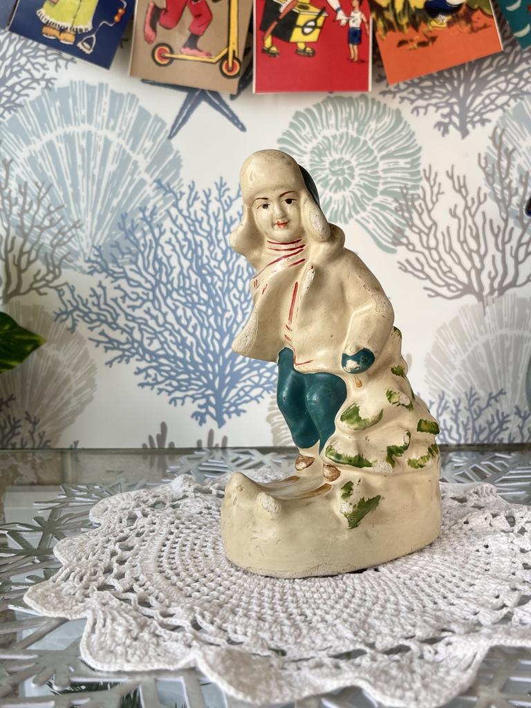 Гипсовая фигурка Мальчик на лыжах,  СССР