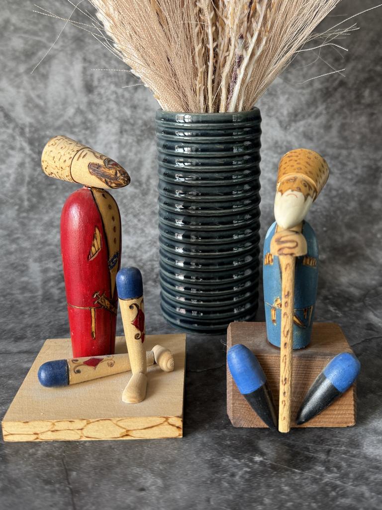 Советские деревянные фигурки с этикетками