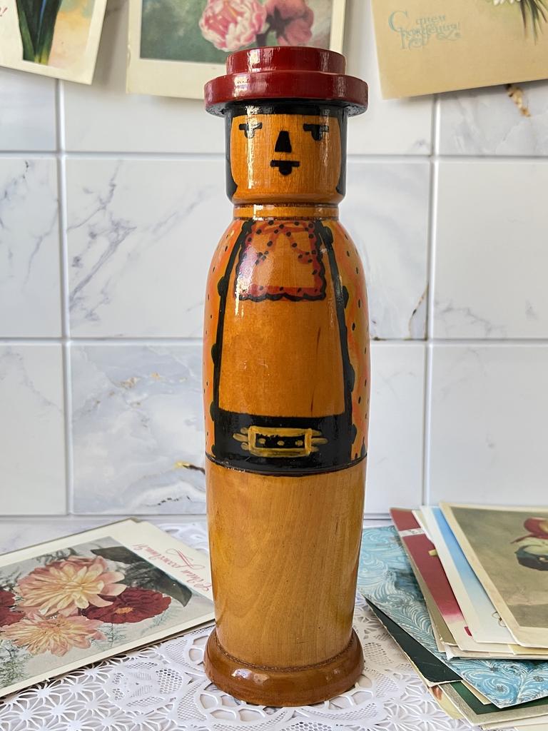 Советская деревянная фигурка футляр