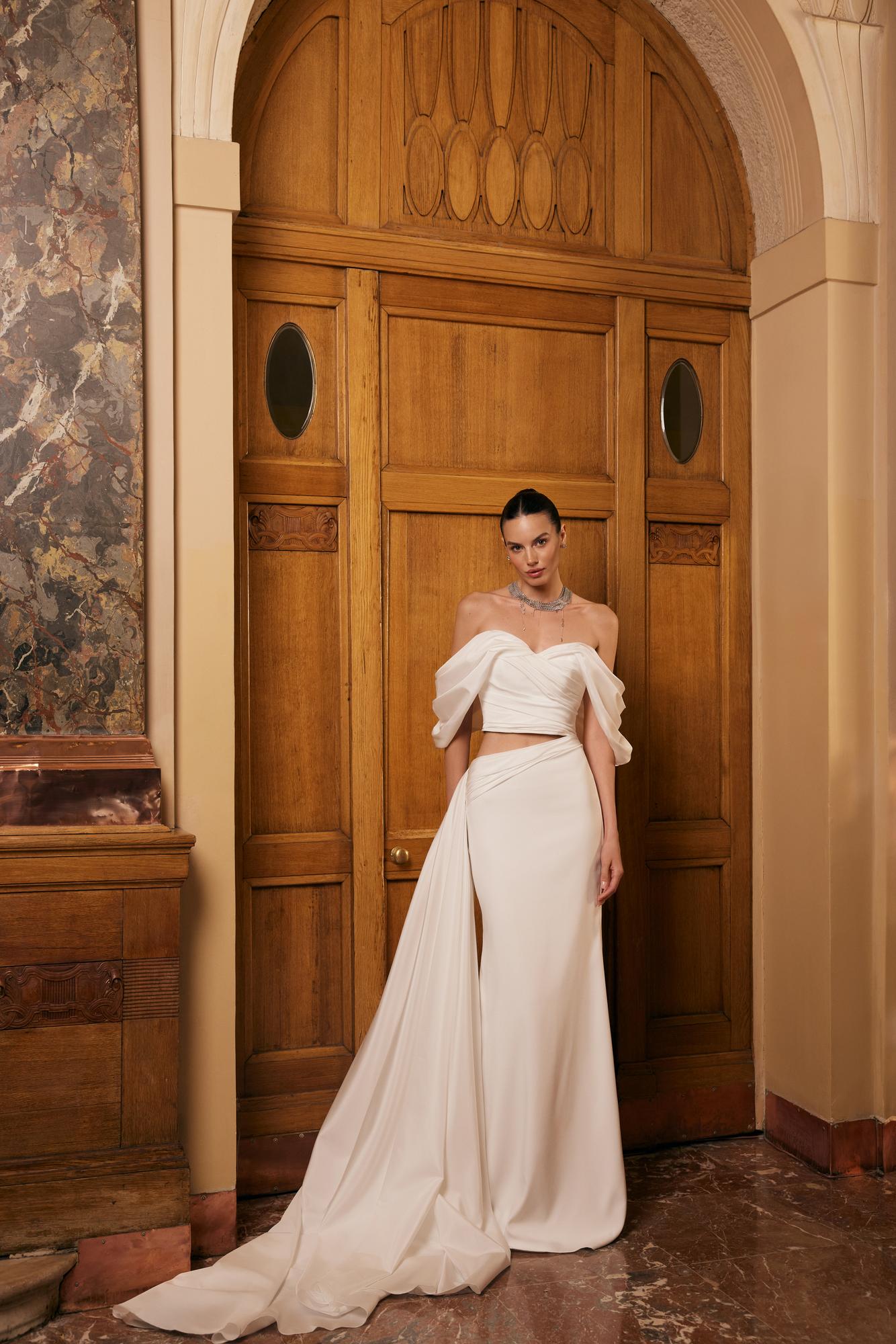 Свадебное платье LYIJINA