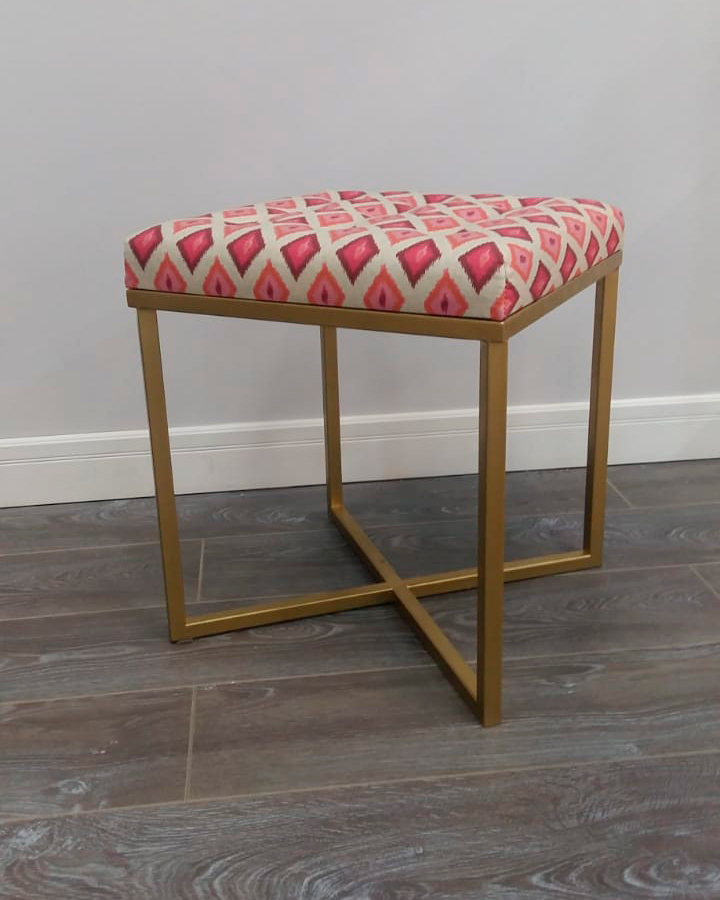 Пуф от For Miss основание золото ткань Икат