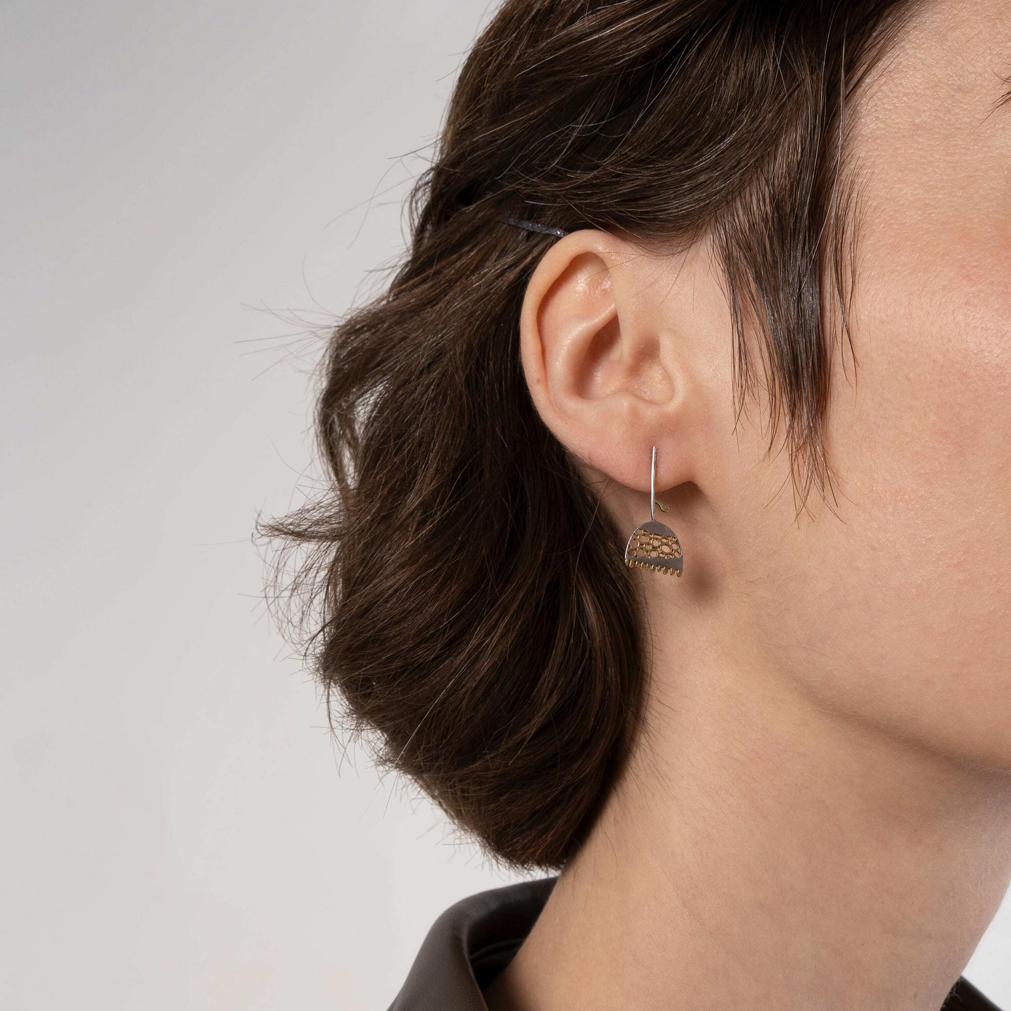 Kiss The Frog Studio Серьги Кувшинки В Серебре