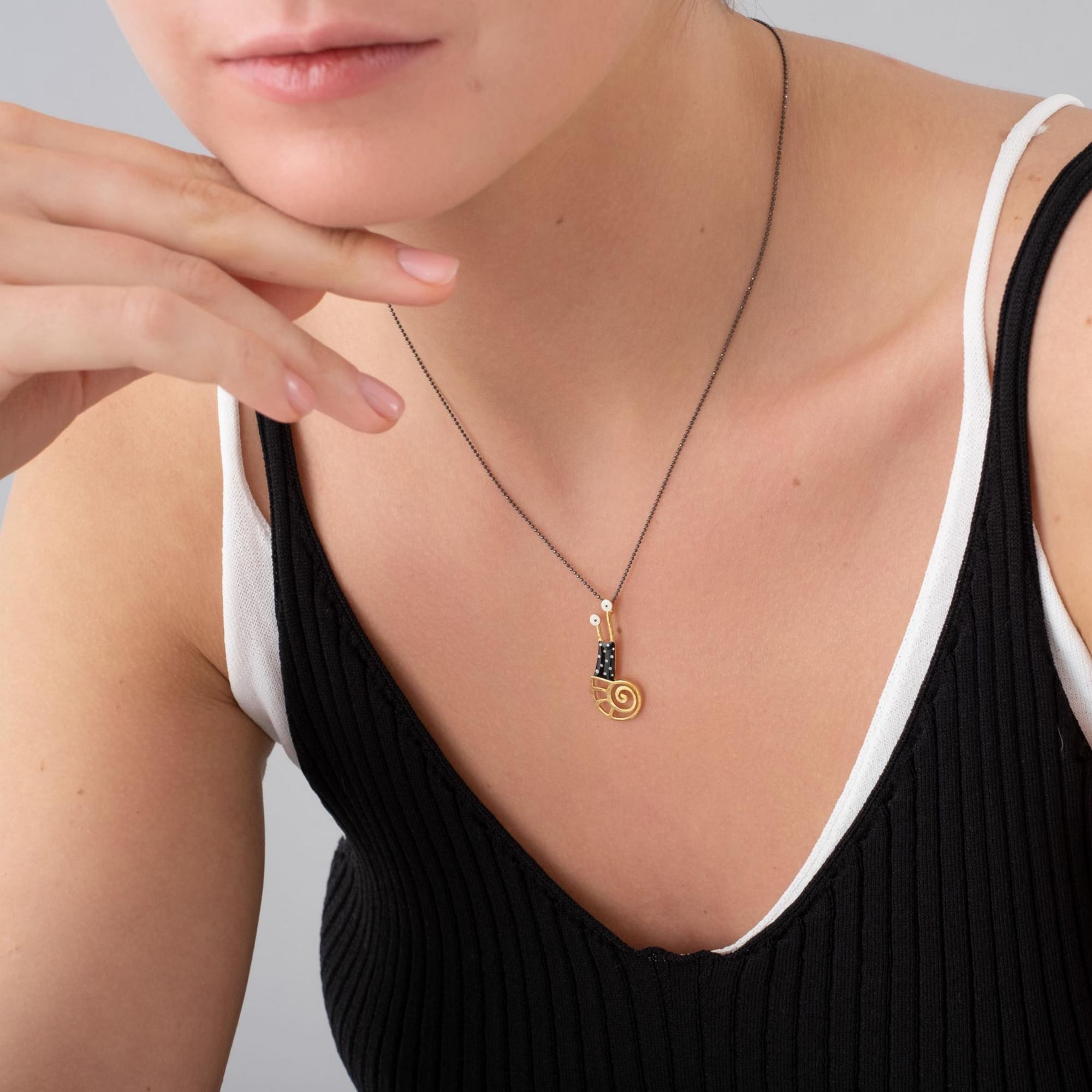 Kiss The Frog Studio Кулон на цепочке Улитка IV