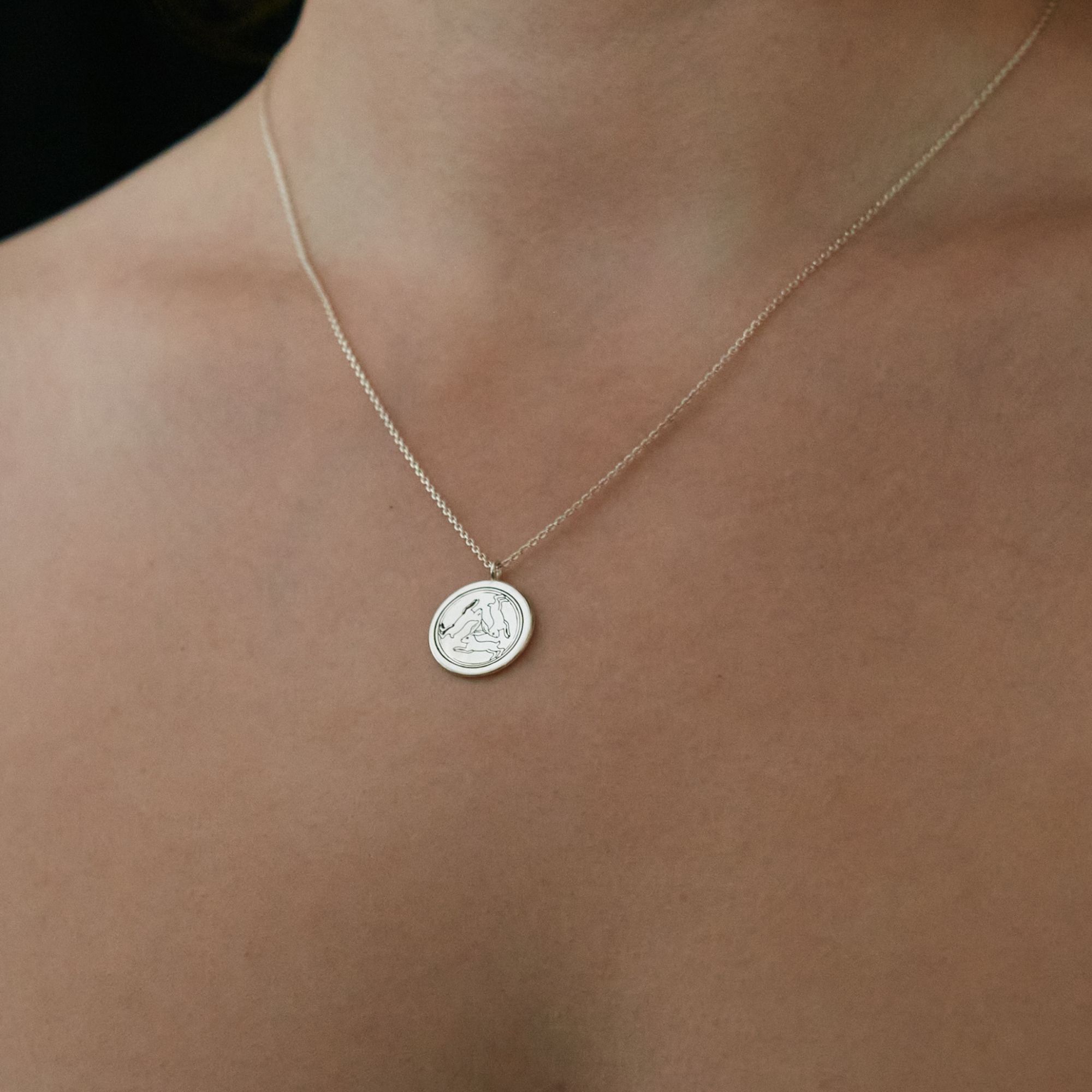 Arha Jewelry Медальон Triumvirate