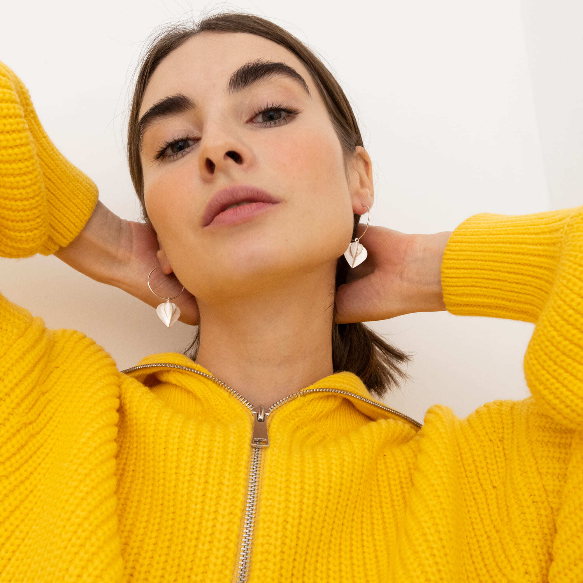 ANA MARIA RAMIREZ Серьги Long Seeds в матовом серебре