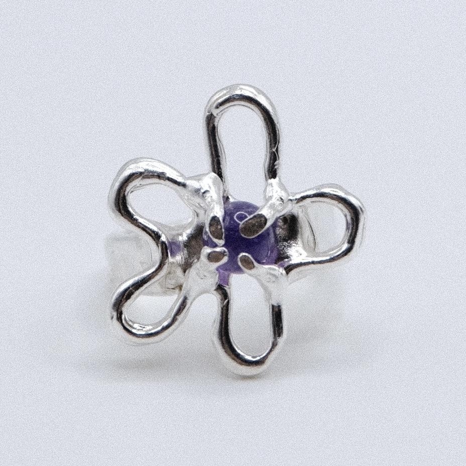 Кольцо «Цветик» с аметистом