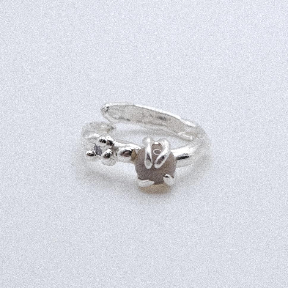 Кольцо с агатом и фианитом “Скользко”