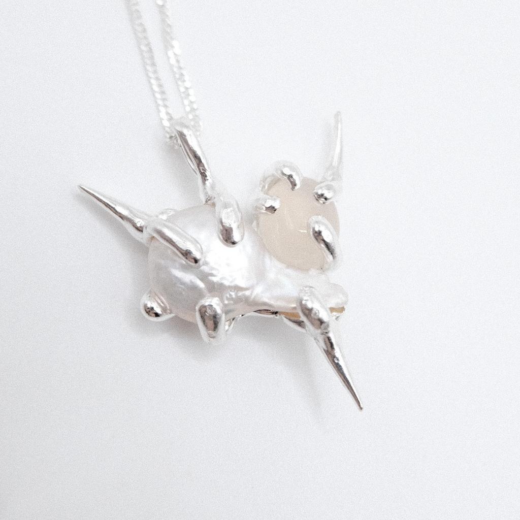 Подвеска с жемчугом и агатом «You/me»