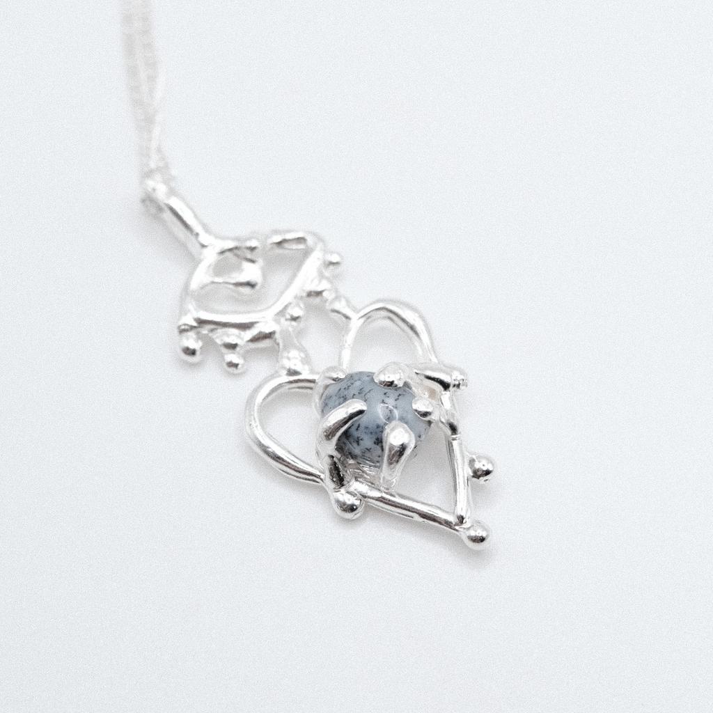 Подвеска с агатом из сердечного дропа