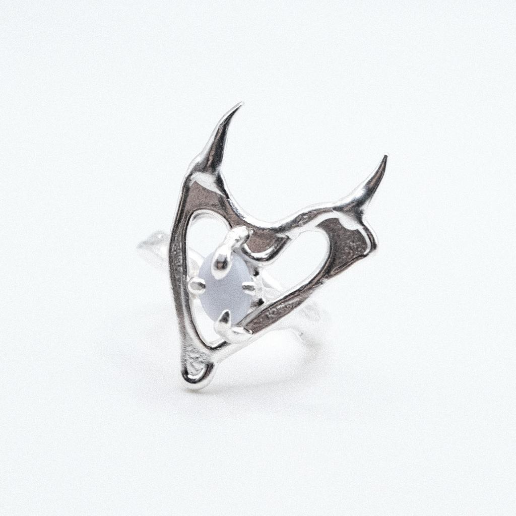 Кольцо-рожки с агатом «My broken heart»