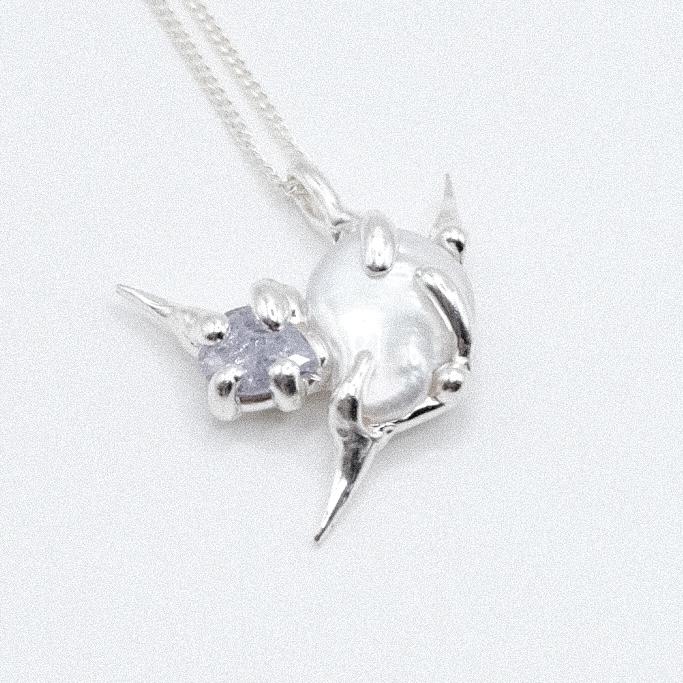 Подвеска с жемчугом и фианитом «You/me»