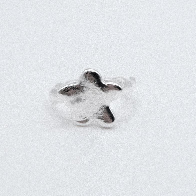 Кольцо-цветочек