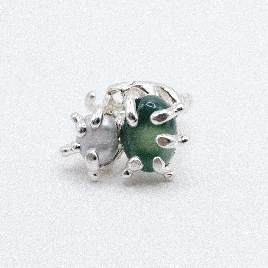 Кольцо с жемчугом и агатом