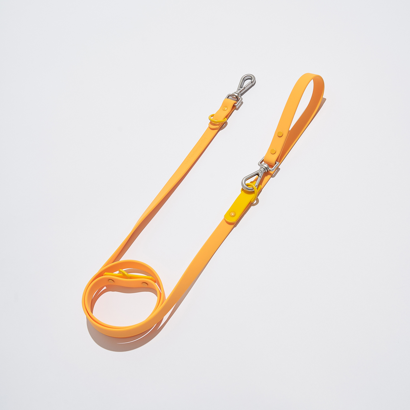 Жёлтый поводок-перестёжка из биотана для собак