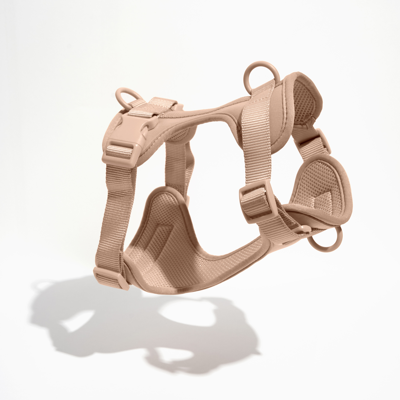 Бежевая дышащая шлейка для собак