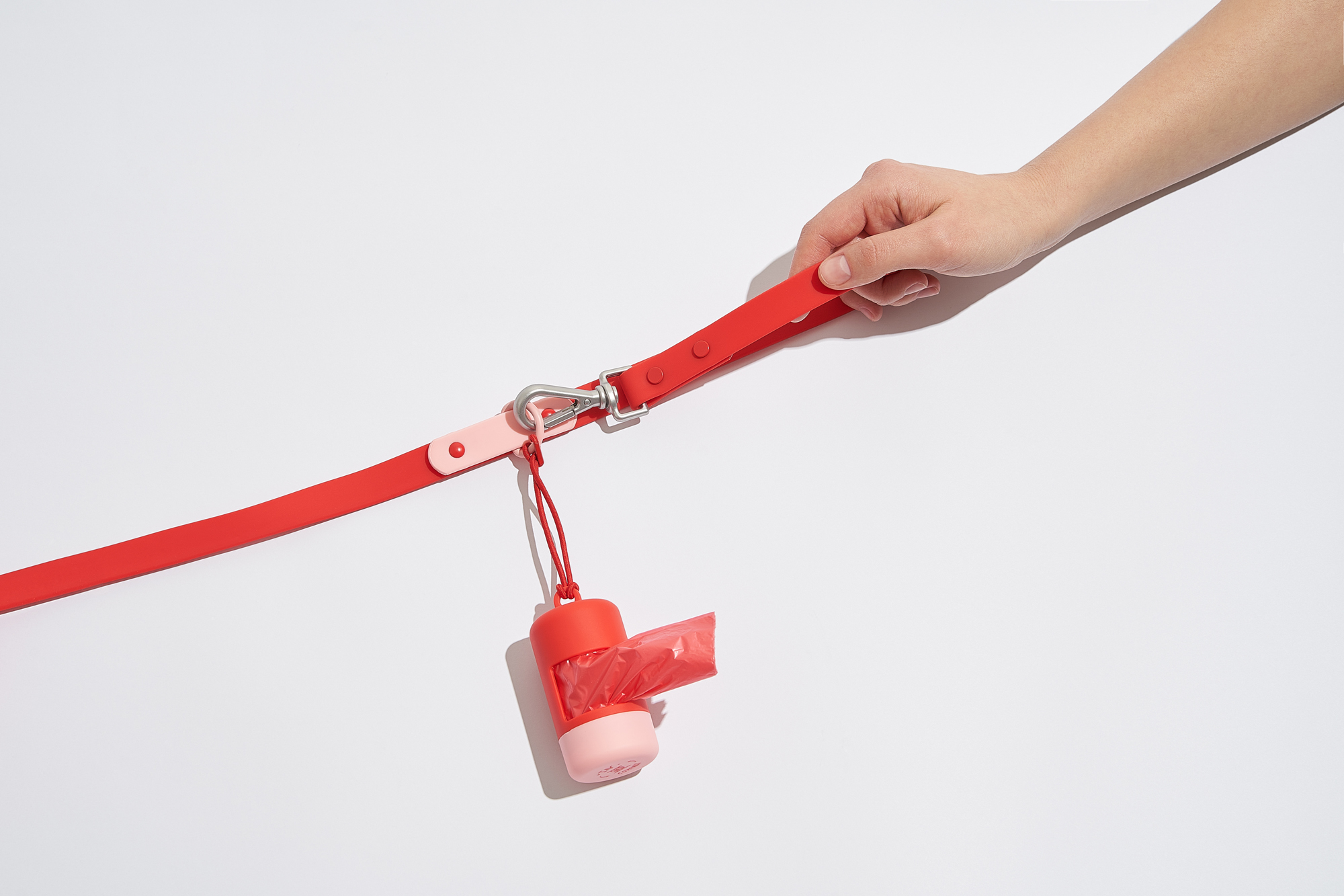 Холдер для пакетиков в цвете Настоящий Красный