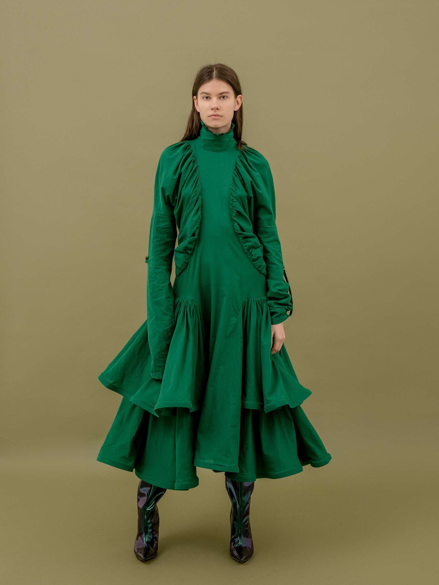 Изумрудное платье