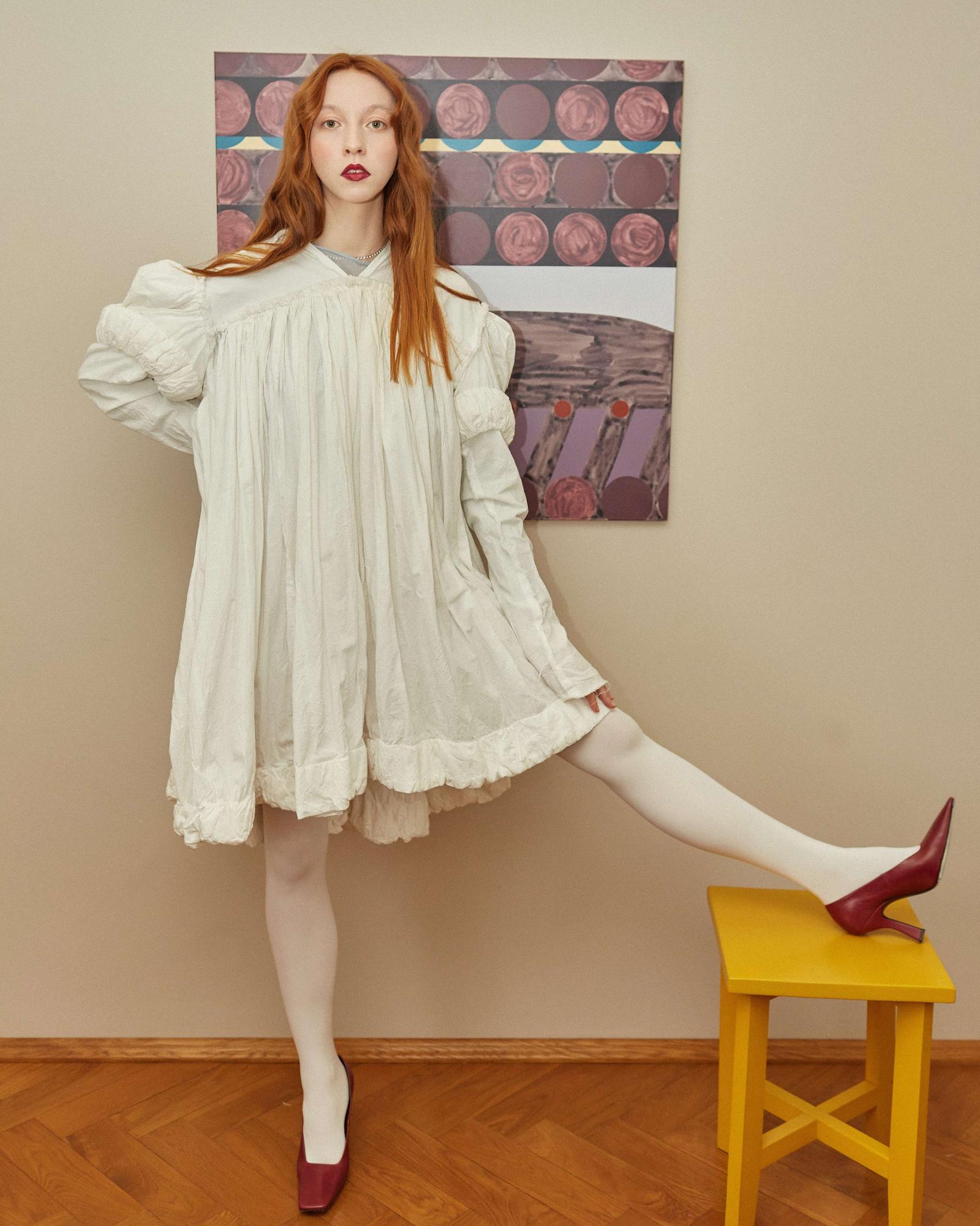 Платье с буфами и воротником