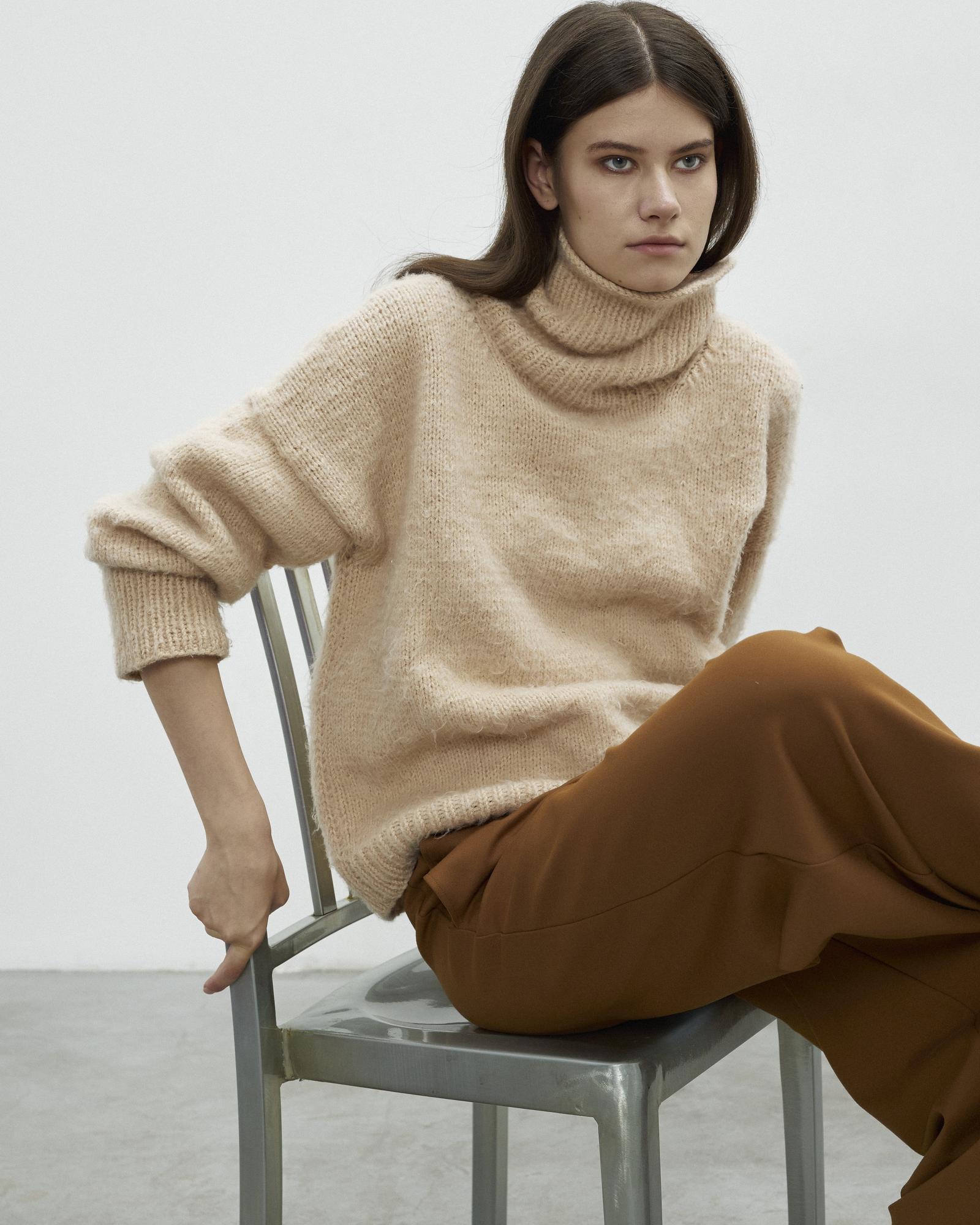 Свитер "Поцелуй солнца"