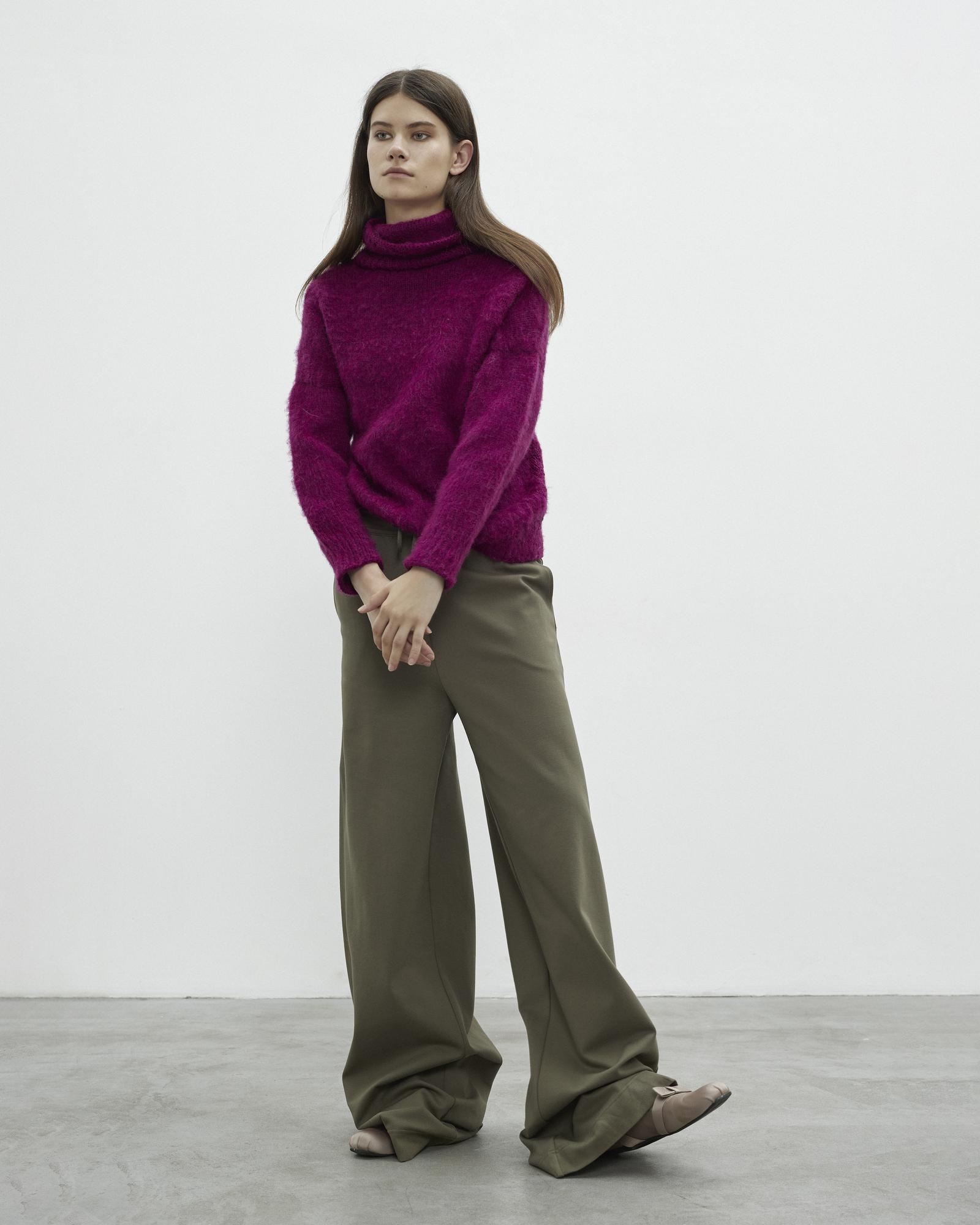 Свитер"Цикламен"