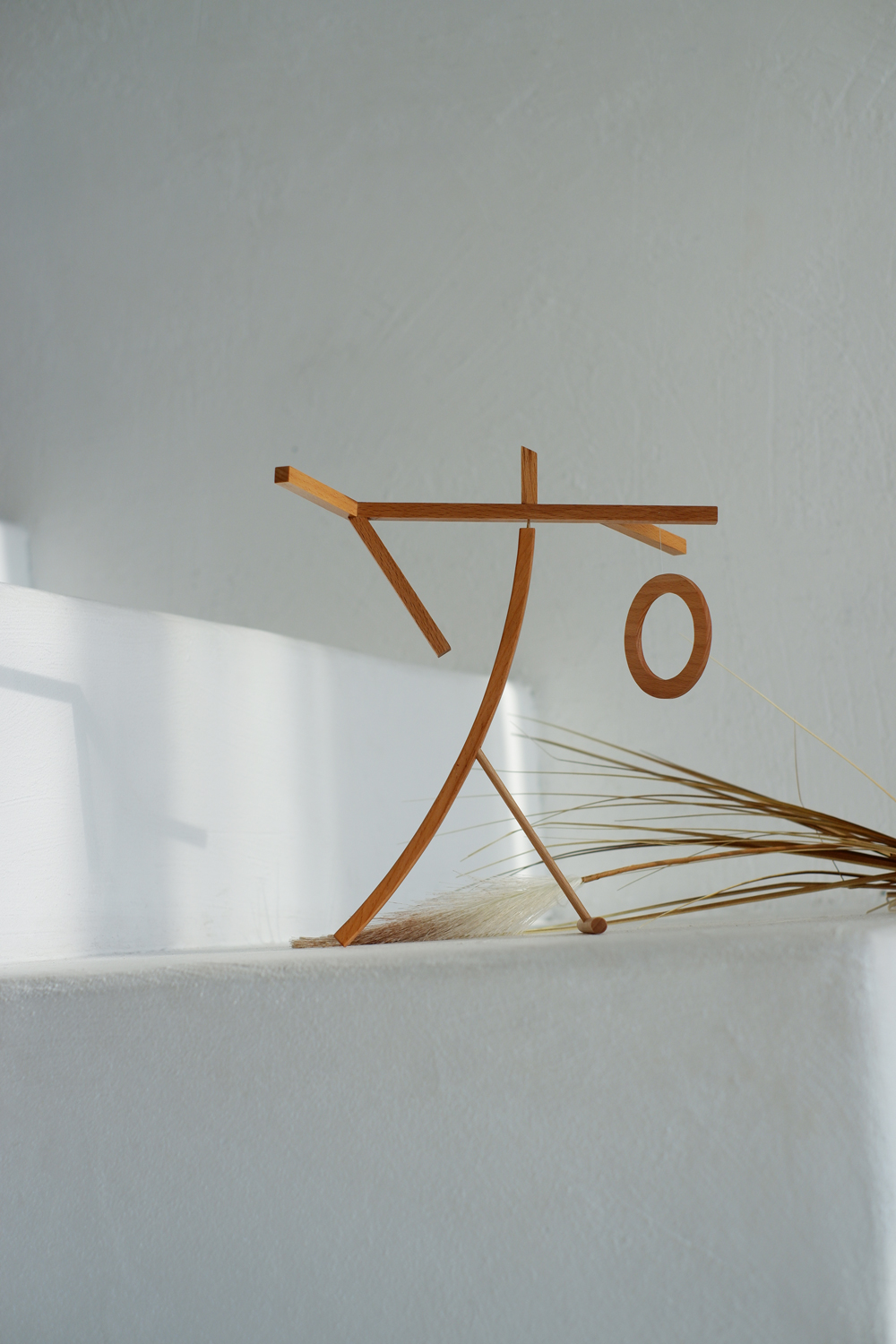 Lifeline standing kinetic mobile