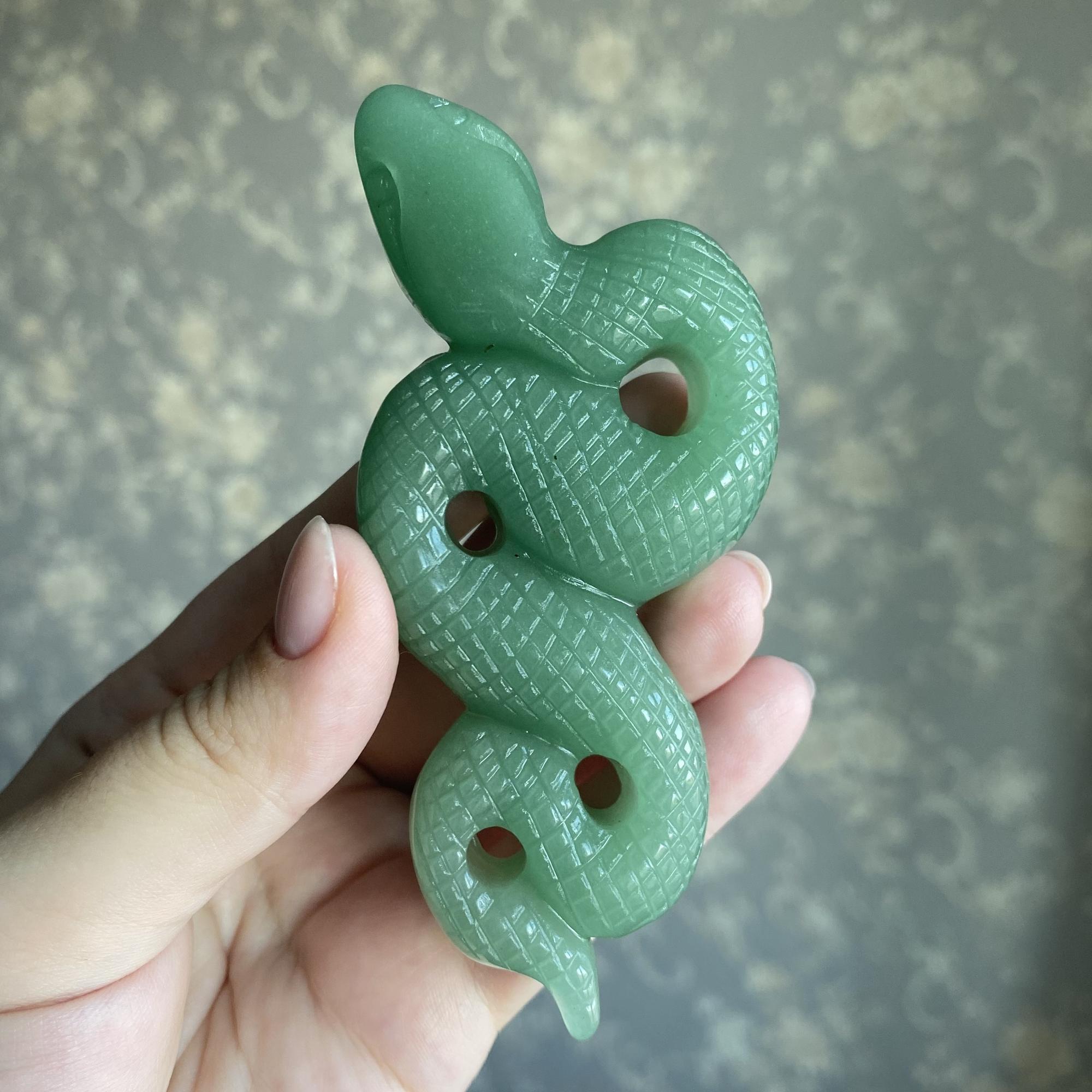 Змея из зелёного авантюрина (L)