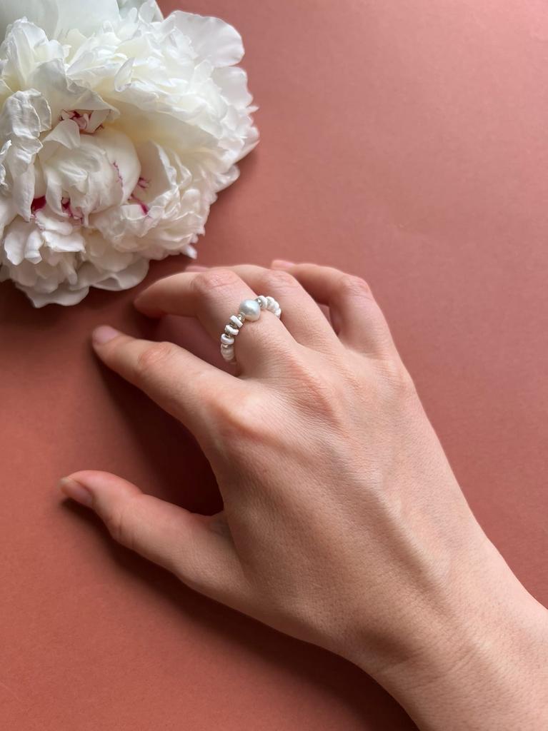 Кольцо Perl с жемчугом и перламутром