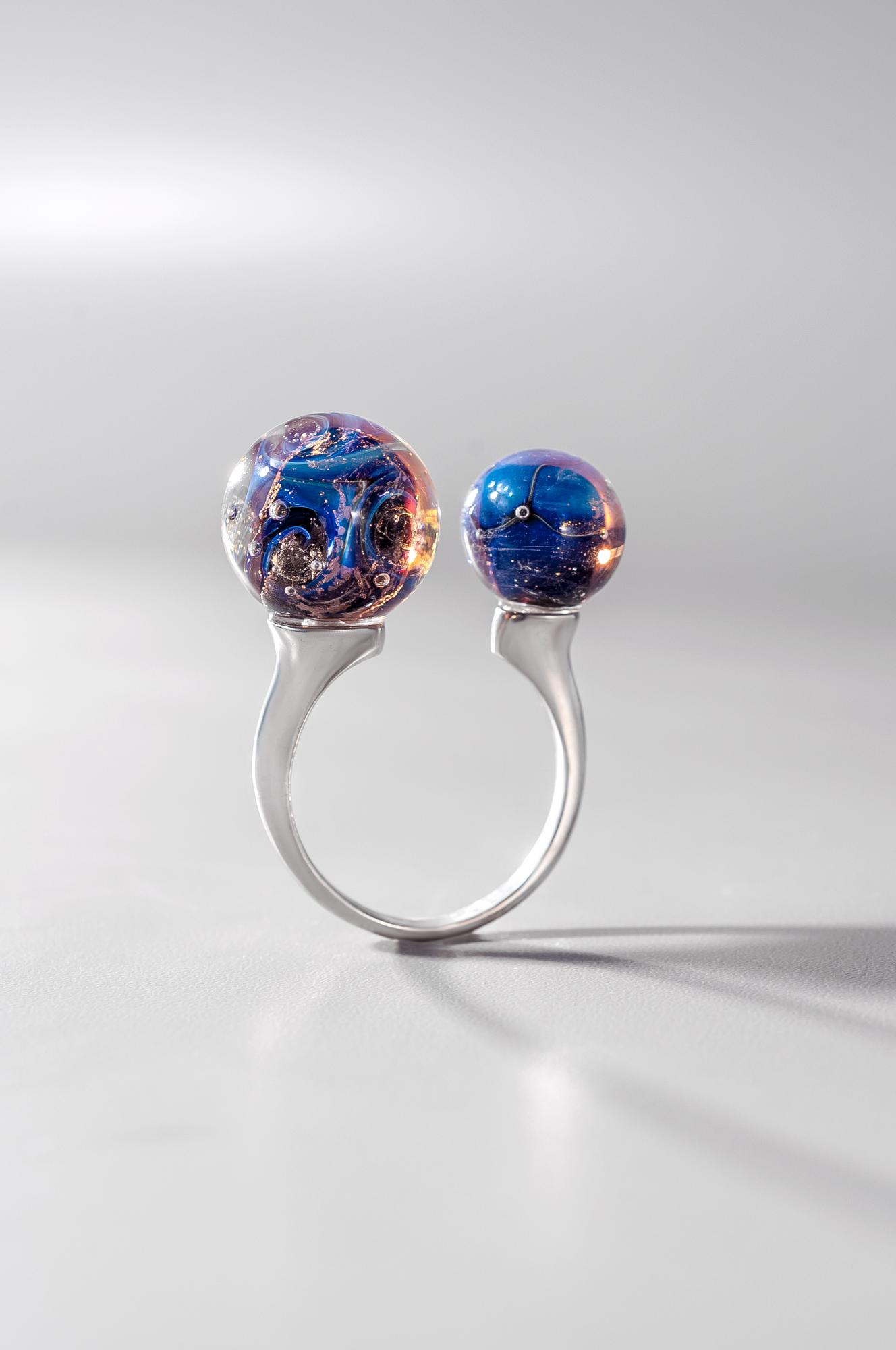 Кольцо "Сила Вселенной" в лилово голубых оттенках