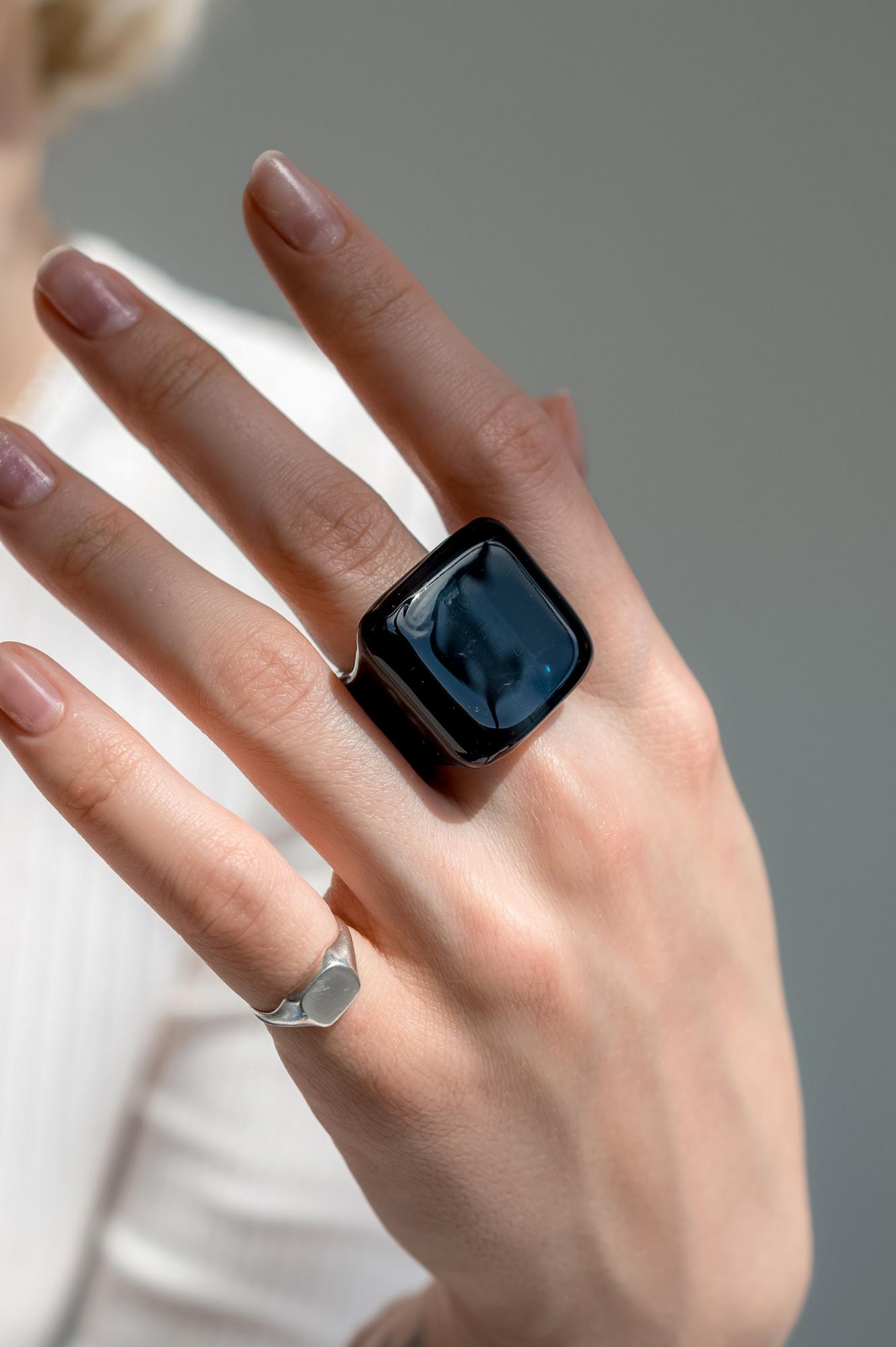 Кольцо "Лед Байкала" / цвет грозовое небо