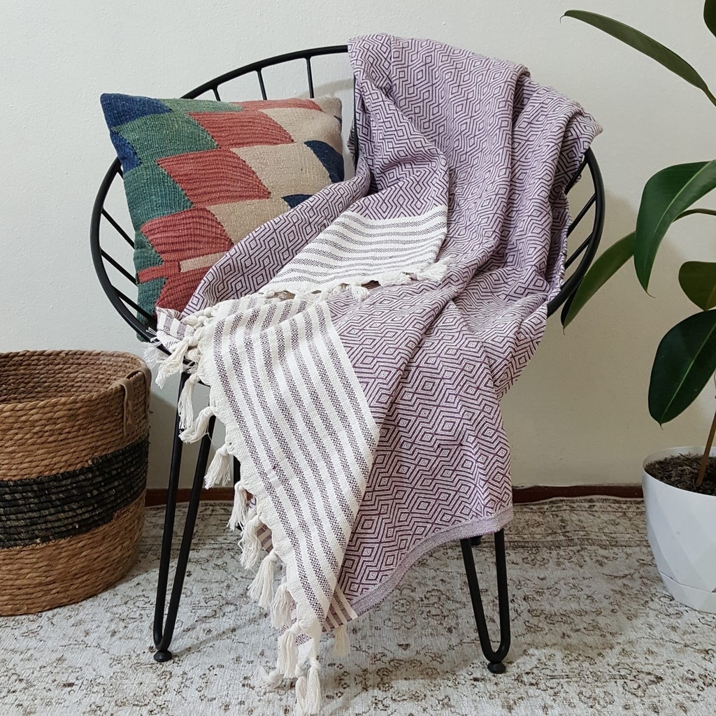 Плед фиолетовый, ромбы