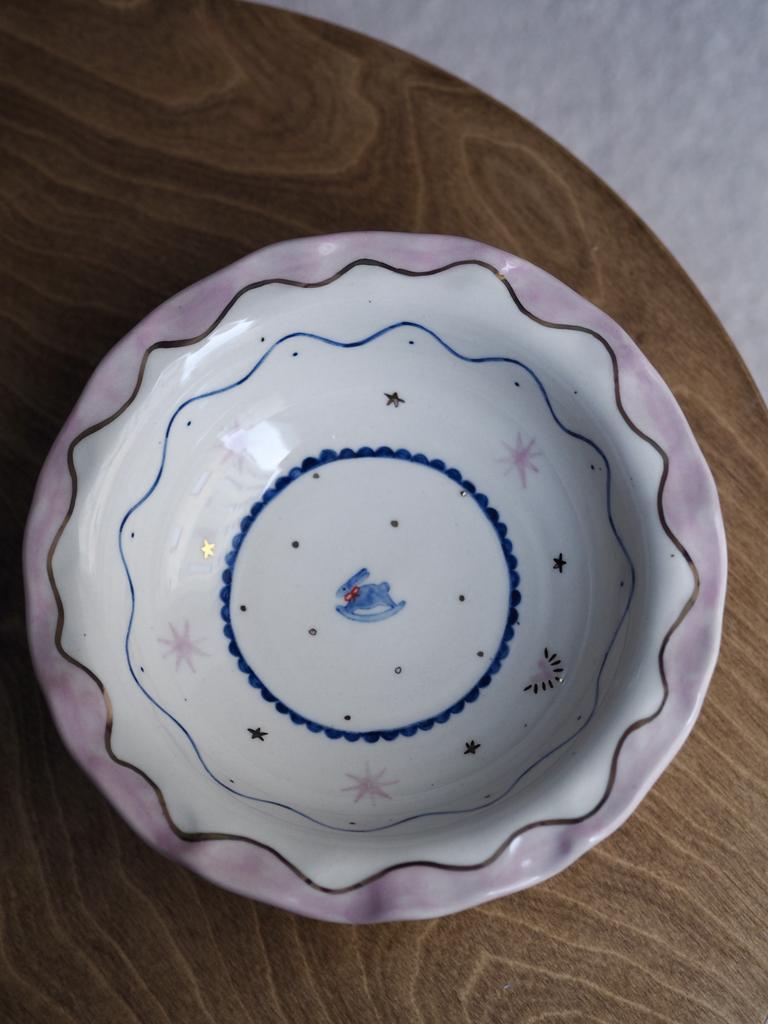 Миска с зайчиком