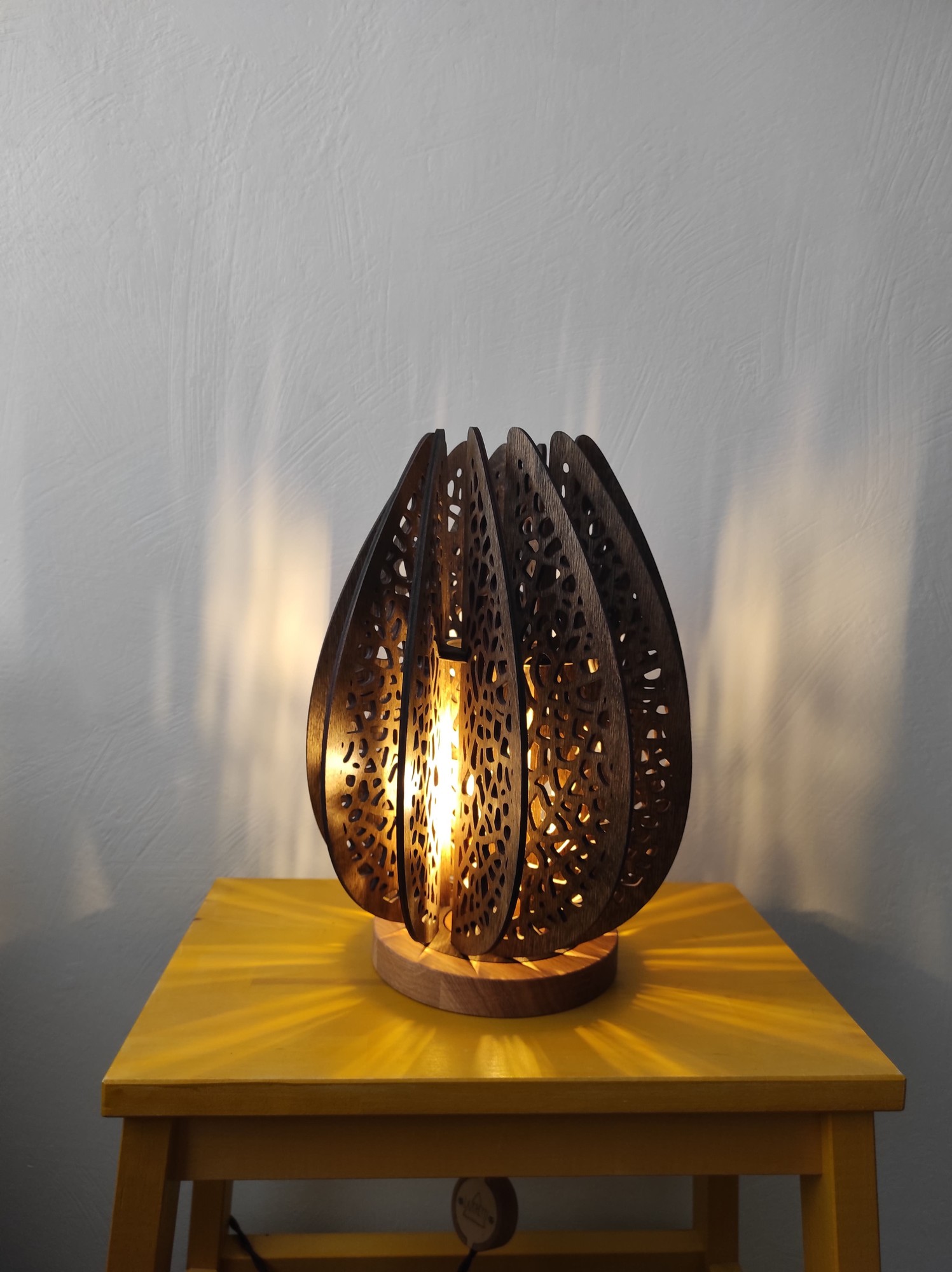 Настольный светильник "Tulip 01"