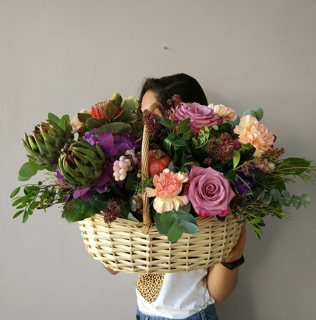 Корзина цветов "Райская птица"