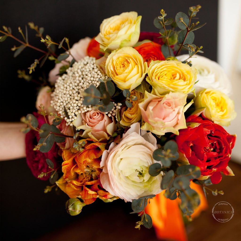 Букет невесты с желтыми цветами