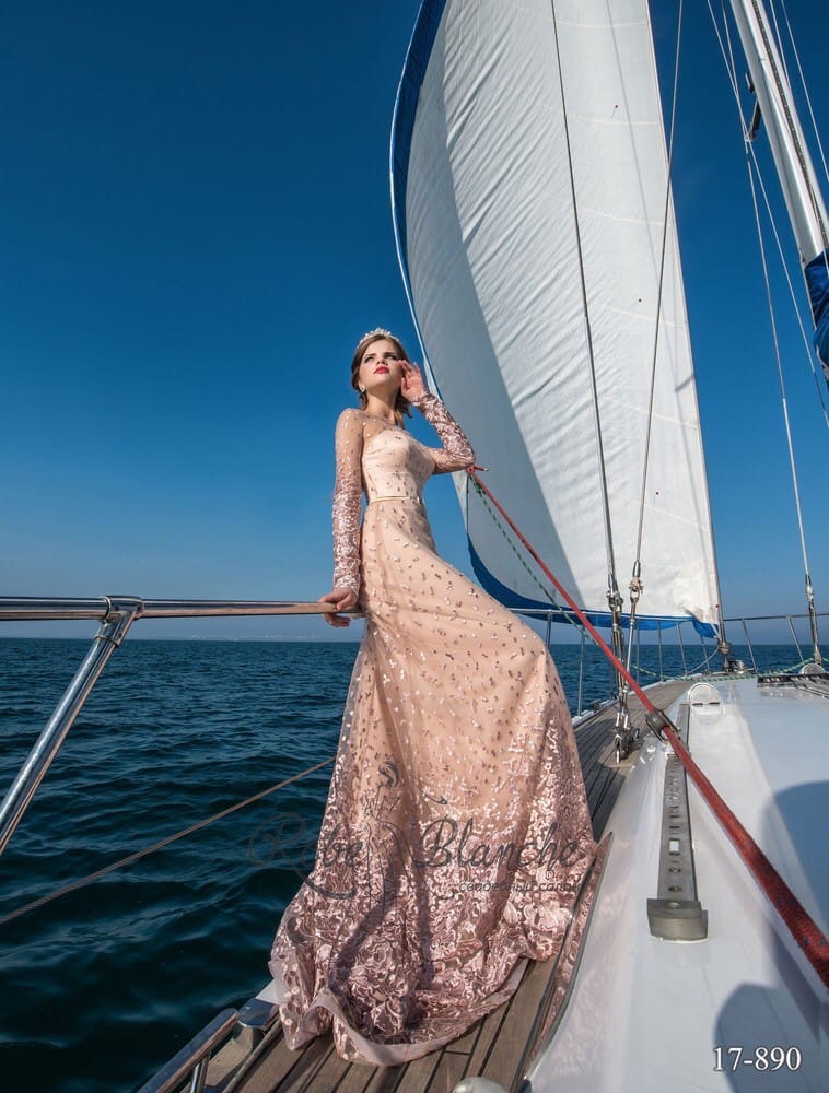 Вечернее платье 17-890