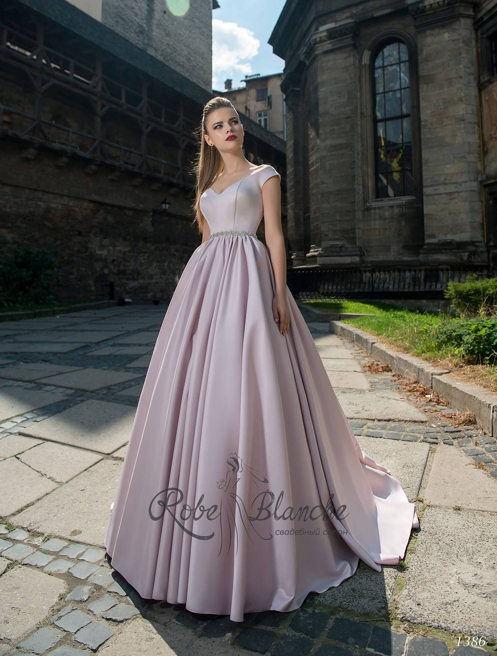 Вечернее платье 1386