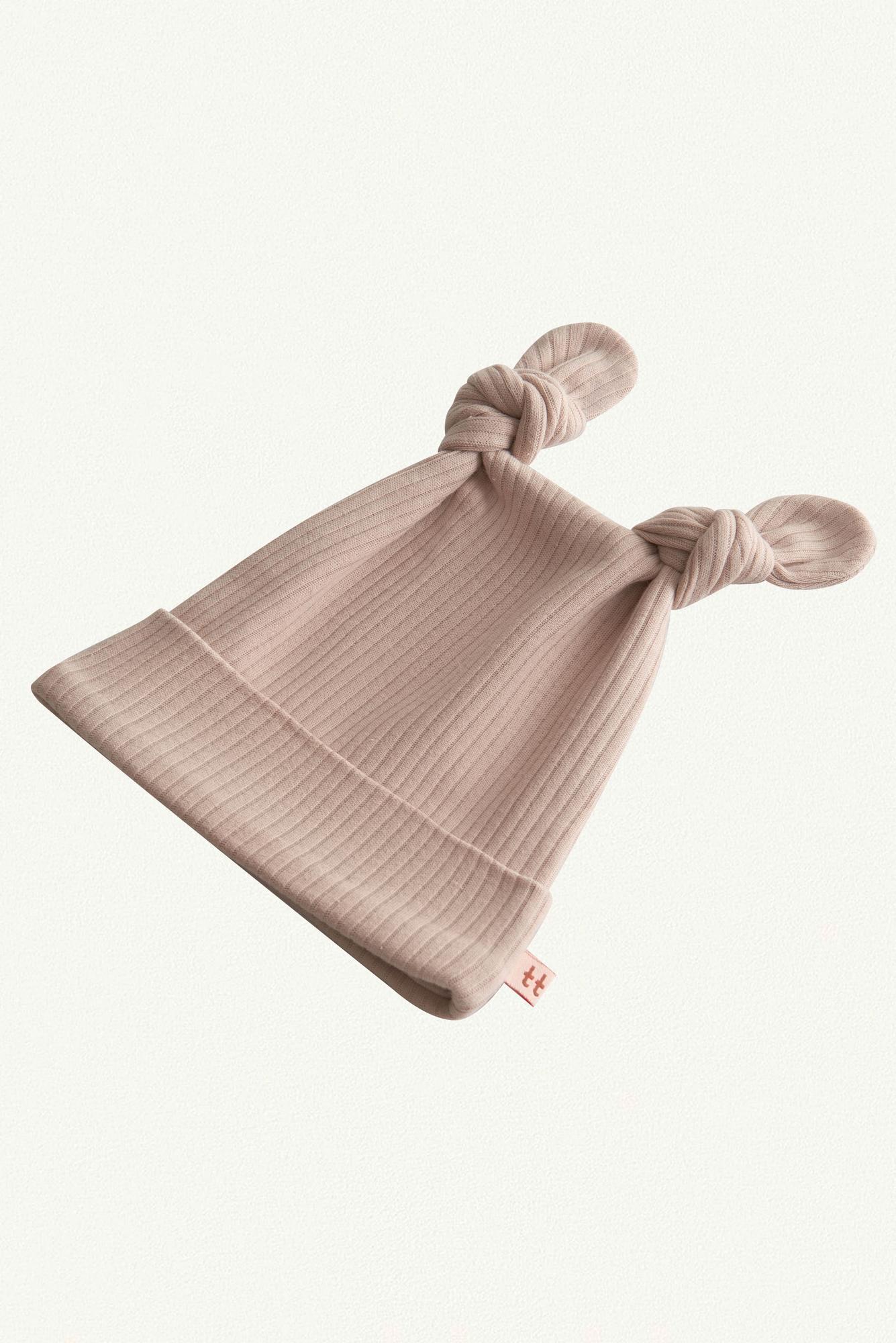 Шапочка Brown Acorn