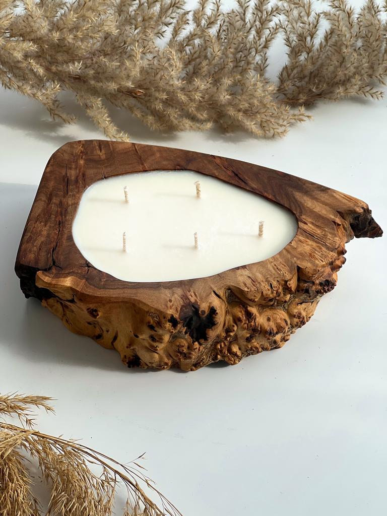 Свеча «каповый карагач» - редкий экземпляр