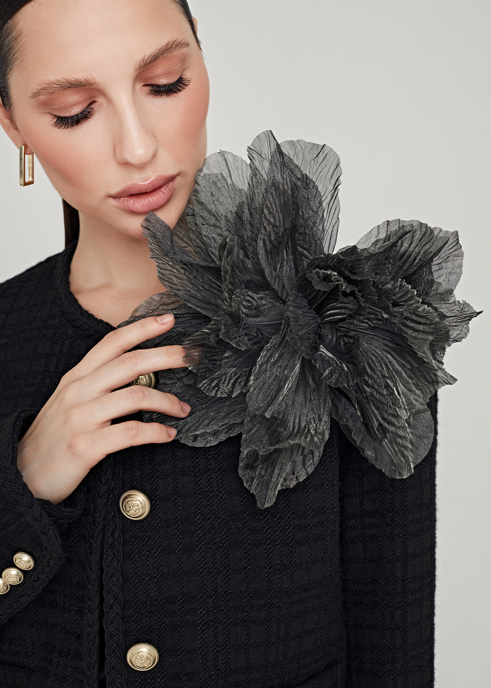 Pion plisse черное золото 20см