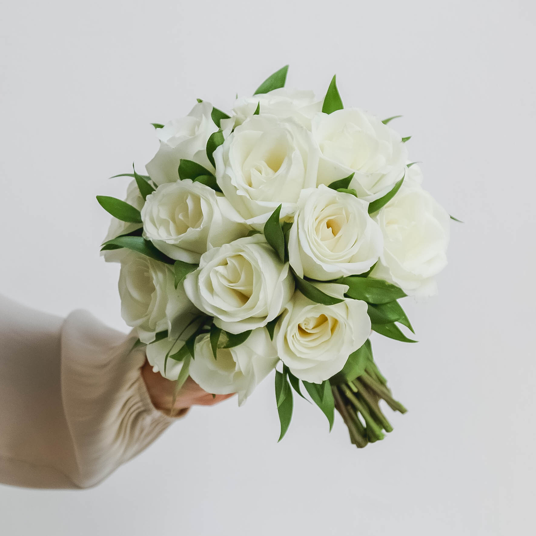 Cвадебный букет из роз WHITE GREEN