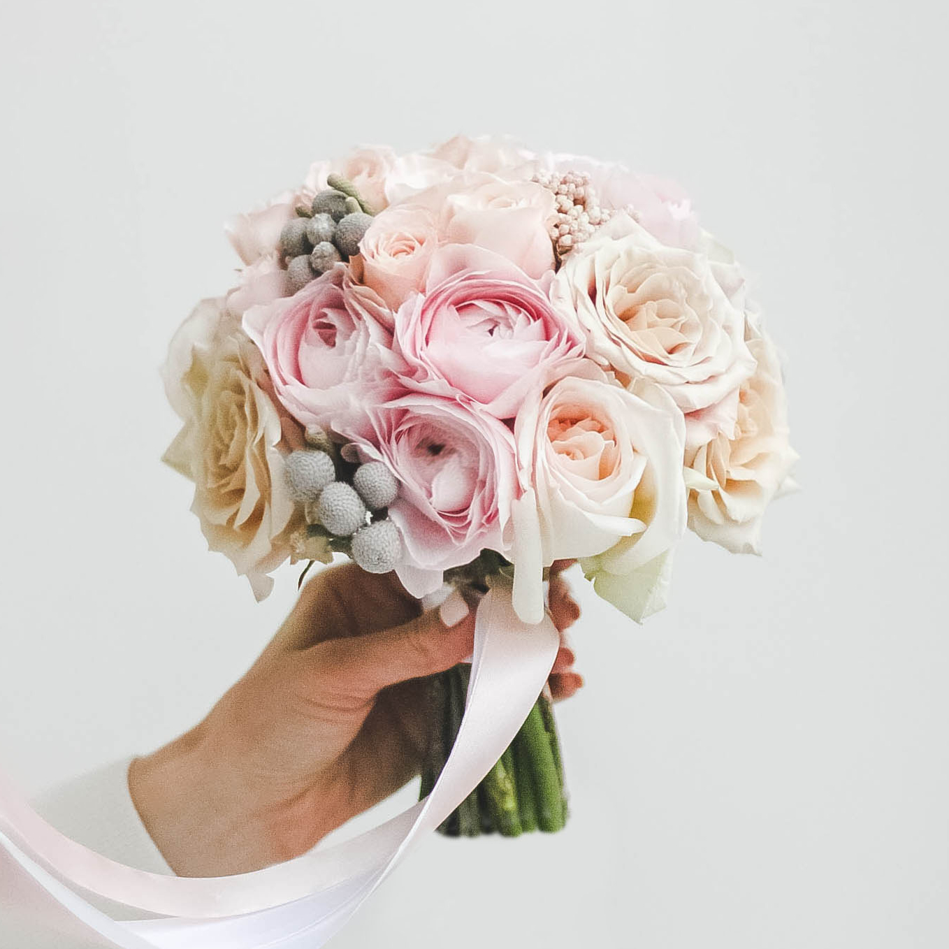 Букет невесты из ранункулюсов PINK COCOA